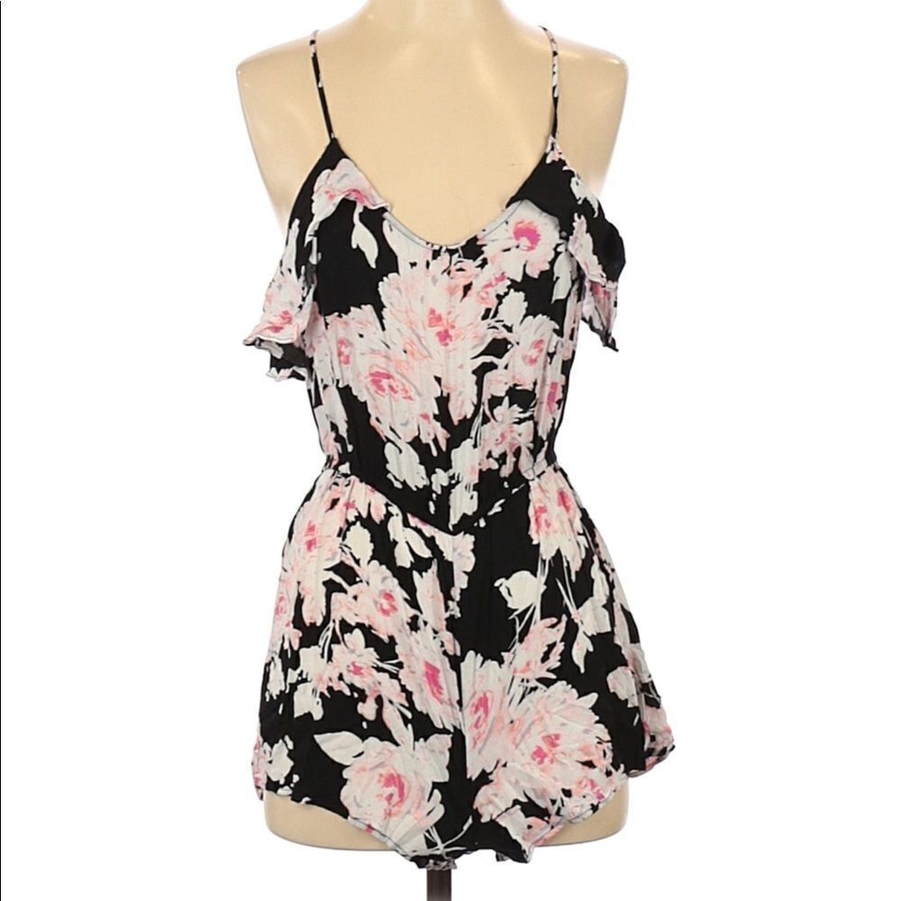 ✨ Bebop Ruffle Floral Cold Shoulder Romper✨ - Picture 3 of 5
